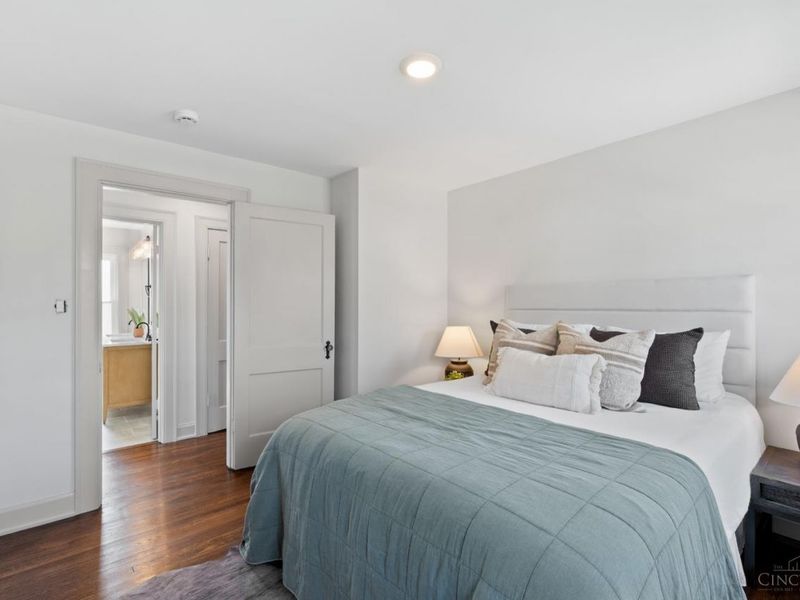 6975 Cambridge Avenue, Mariemont, OH 45227 Photo 14