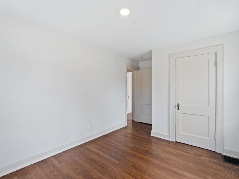 6975 Cambridge Avenue, Mariemont, OH 45227 Photo 20