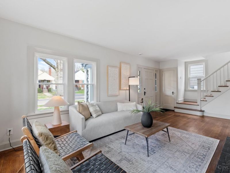 6975 Cambridge Avenue, Mariemont, OH 45227 Photo 7