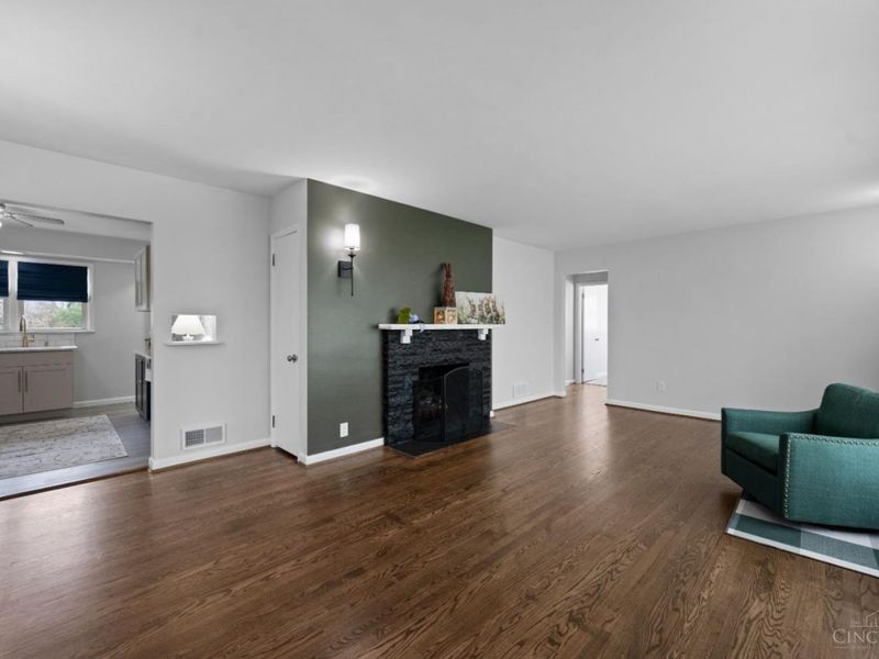 7 N Marshall, Middletown, OH 45042 Photo 12