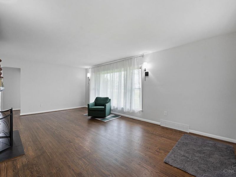 7 N Marshall, Middletown, OH 45042 Photo 13