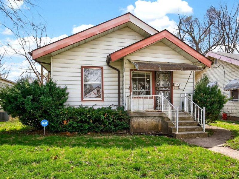 704 Seventeenth Avenue, Middletown, OH 45044 Photo 2