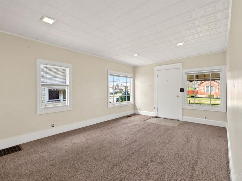 704 Seventeenth Avenue, Middletown, OH 45044 Photo 4