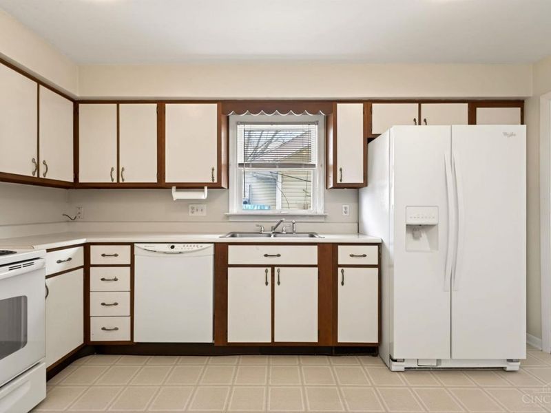 704 Seventeenth Avenue, Middletown, OH 45044 Photo 7