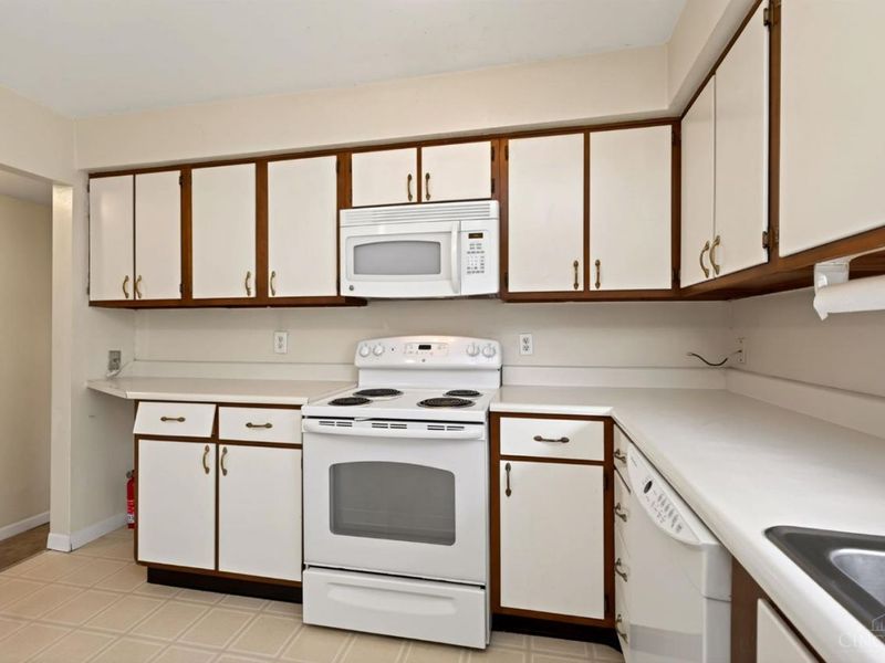 704 Seventeenth Avenue, Middletown, OH 45044 Photo 8