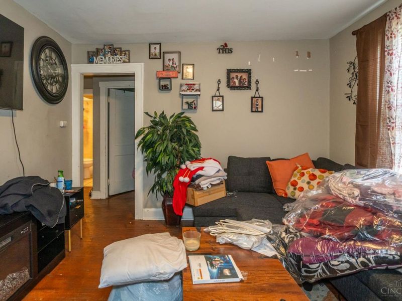 1743 Gellenbeck Street, Cincinnati, OH 45205 Photo 2