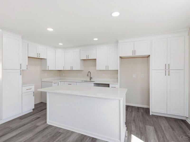 8474 Donna Lane, Sycamore Township, OH 45236 Photo 10