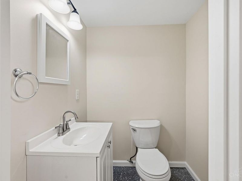 8474 Donna Lane, Sycamore Township, OH 45236 Photo 23