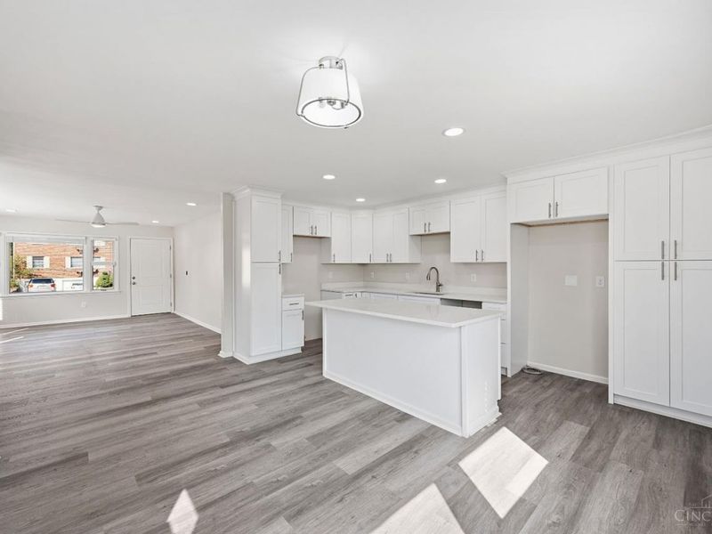 8474 Donna Lane, Sycamore Township, OH 45236 Photo 9