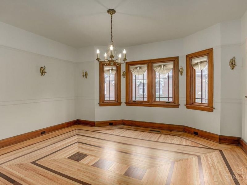 5049 W Eastwood Circle, Cincinnati, OH 45227 Photo 10