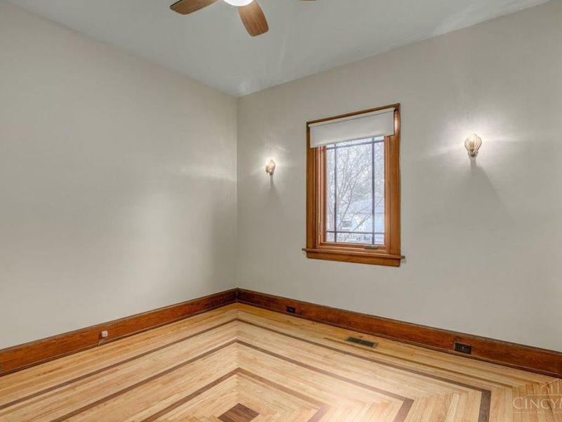 5049 W Eastwood Circle, Cincinnati, OH 45227 Photo 17