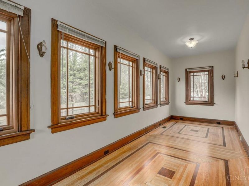 5049 W Eastwood Circle, Cincinnati, OH 45227 Photo 18