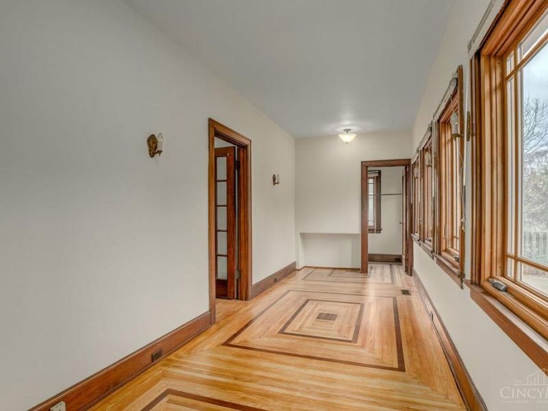 5049 W Eastwood Circle, Cincinnati, OH 45227 Photo 19