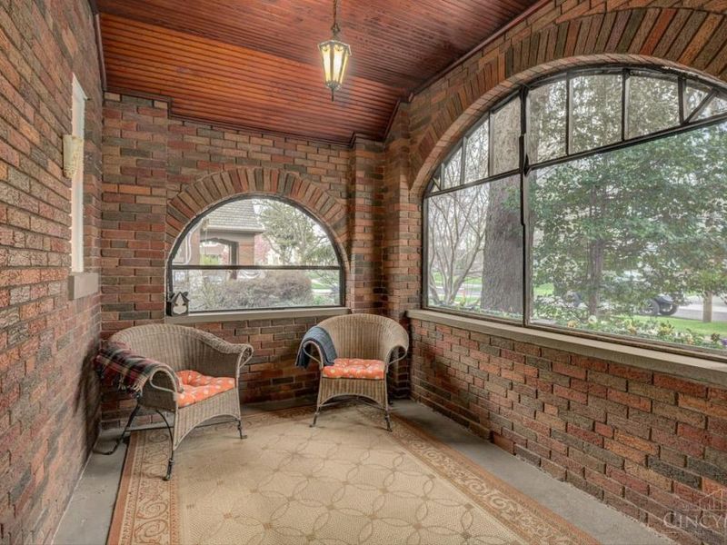 5049 W Eastwood Circle, Cincinnati, OH 45227 Photo 24