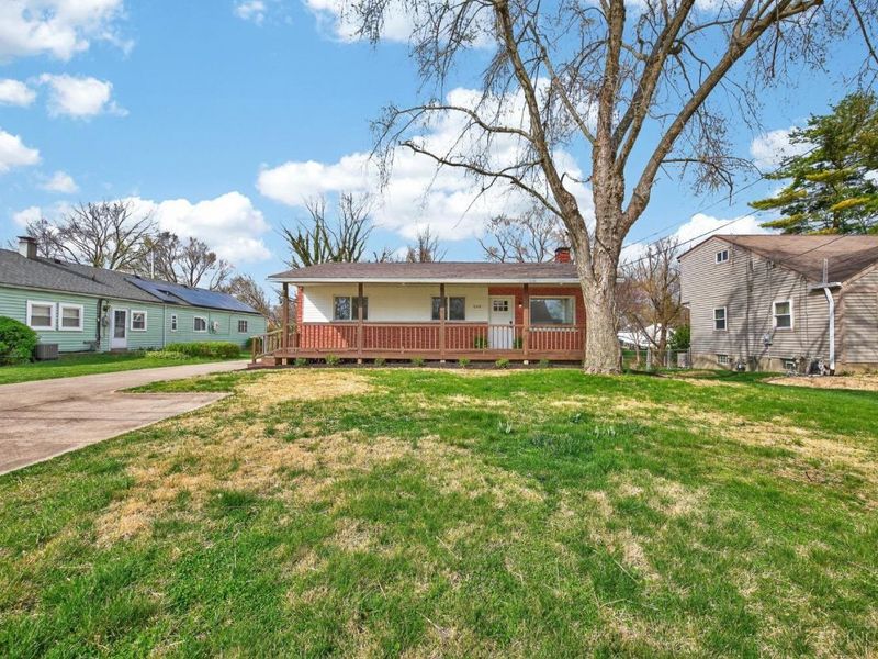 540 Observatory Drive, Cincinnati, OH 45246 Photo 2