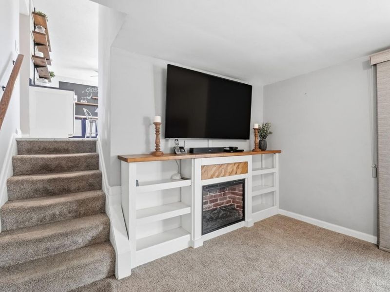 3301 Cresentview Lane, Green Township, OH 45248 Photo 12