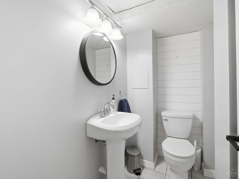 3301 Cresentview Lane, Green Township, OH 45248 Photo 29