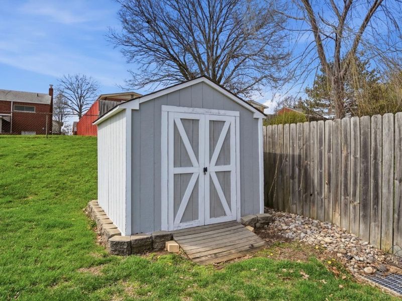 3301 Cresentview Lane, Green Township, OH 45248 Photo 35