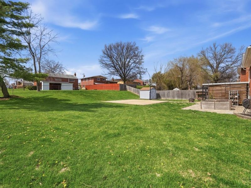 3301 Cresentview Lane, Green Township, OH 45248 Photo 36