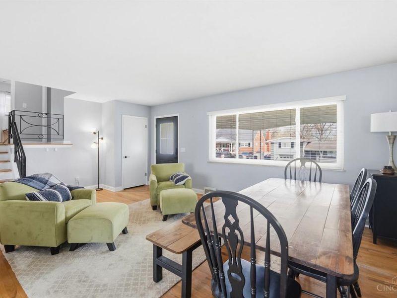 3301 Cresentview Lane, Green Township, OH 45248 Photo 6