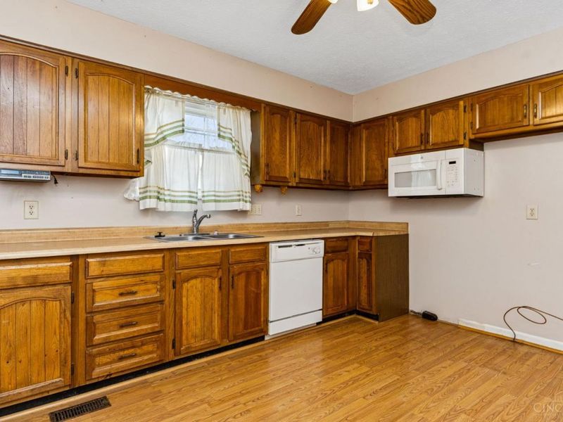 5885 Wade Road, Milford, OH 45150 Photo 17