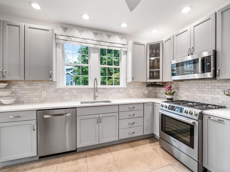 3246 Observatory Avenue, Cincinnati, OH 45208 Photo 26