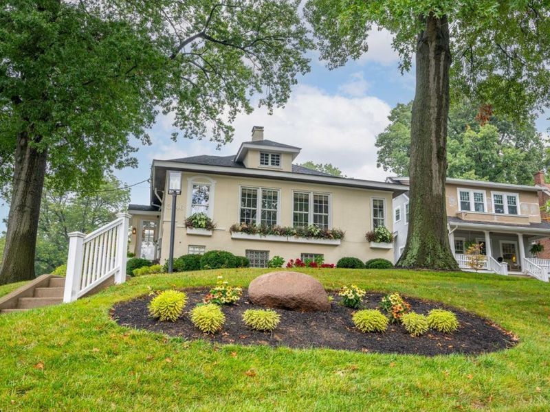 3246 Observatory Avenue, Cincinnati, OH 45208 Photo 3