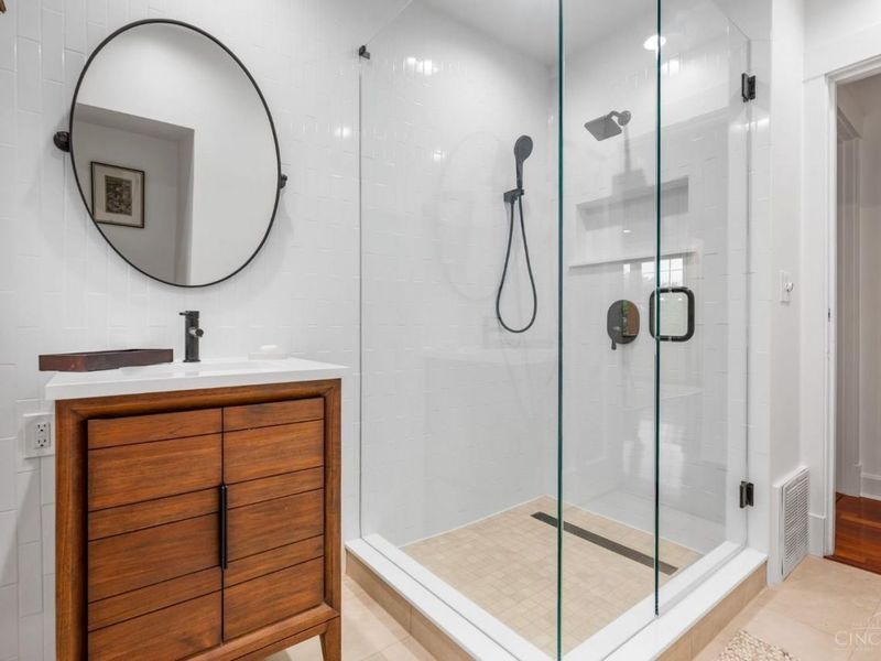 3246 Observatory Avenue, Cincinnati, OH 45208 Photo 30