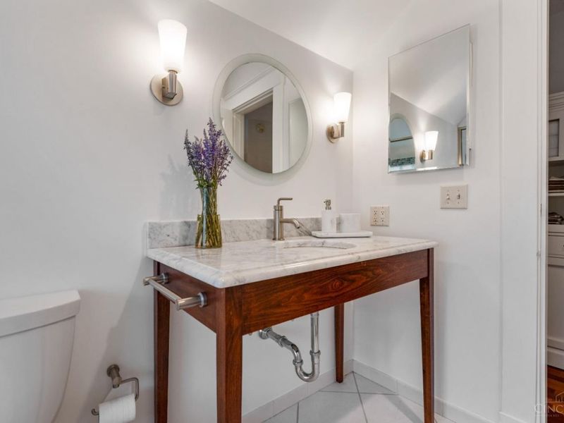 3246 Observatory Avenue, Cincinnati, OH 45208 Photo 46