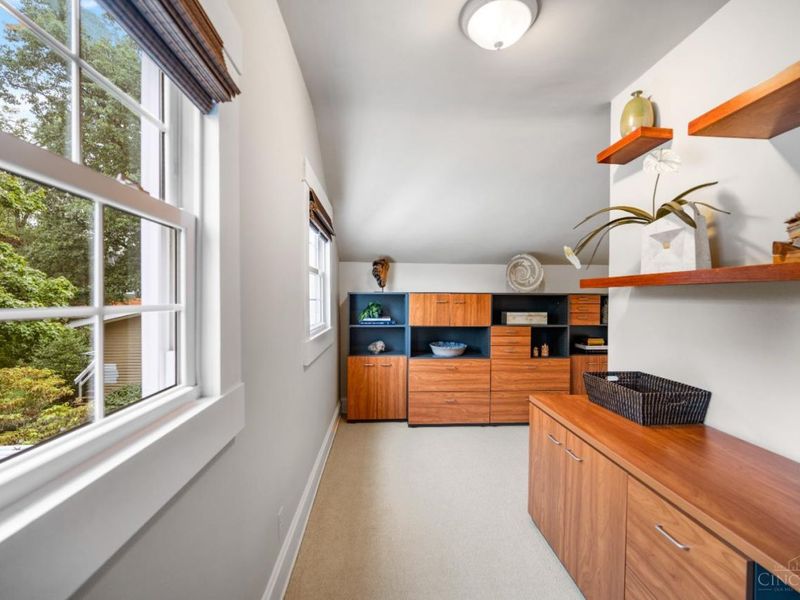 3246 Observatory Avenue, Cincinnati, OH 45208 Photo 49