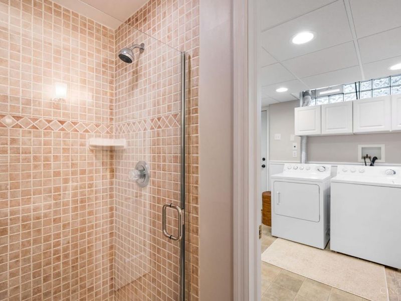 3246 Observatory Avenue, Cincinnati, OH 45208 Photo 55