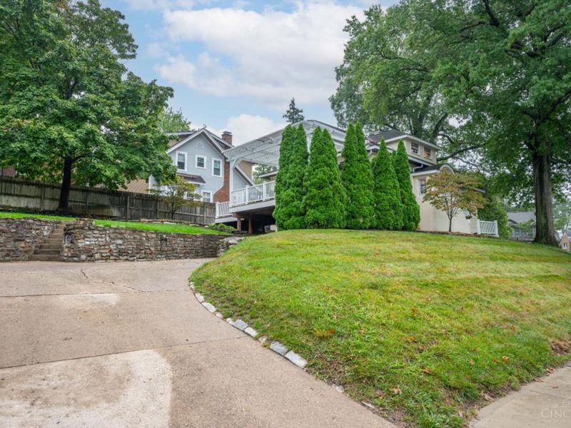 3246 Observatory Avenue, Cincinnati, OH 45208 Photo 66