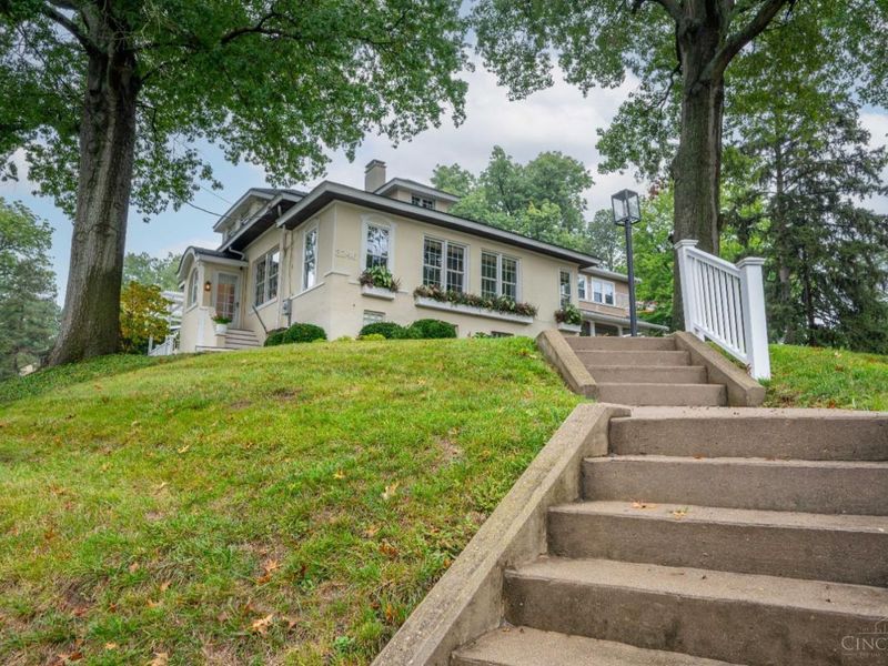 3246 Observatory Avenue, Cincinnati, OH 45208 Photo 7