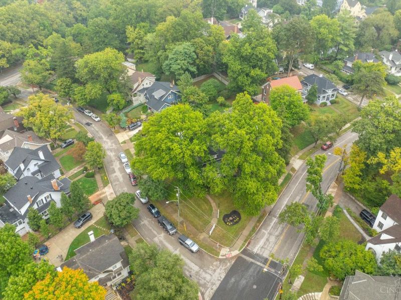 3246 Observatory Avenue, Cincinnati, OH 45208 Photo 74