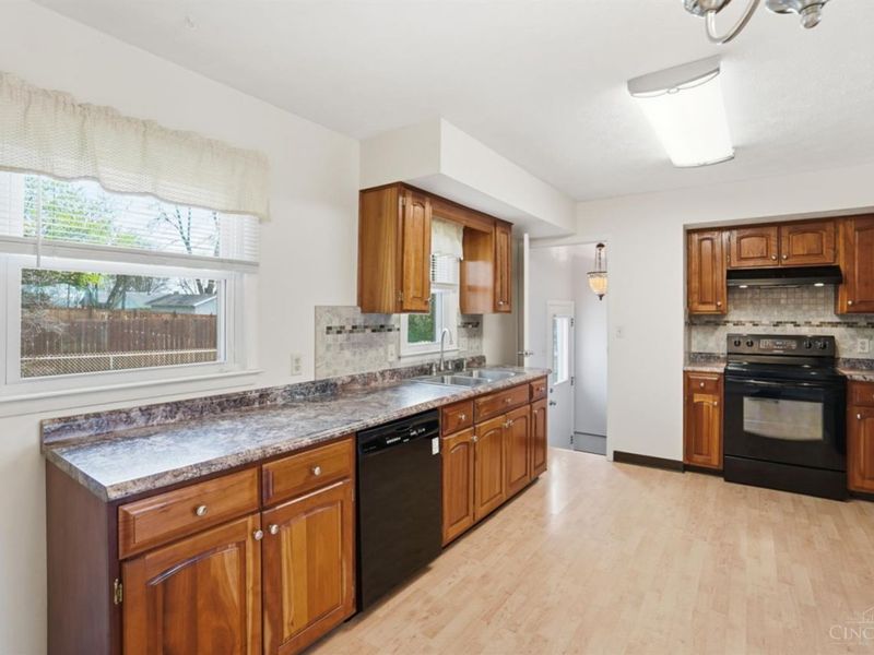 202 Sands Avenue, Monroe, OH 45050 Photo 11