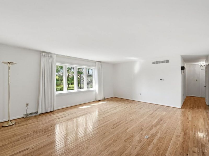 7999 Dimmick Road, West Chester, OH 45241 Photo 13