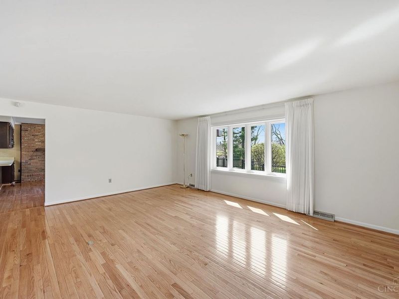 7999 Dimmick Road, West Chester, OH 45241 Photo 16