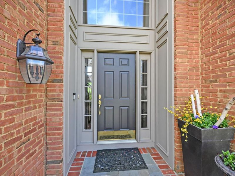 7721 Pine Isle Court, Newtown, OH 45244 Photo 3