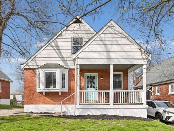 4052 Mcfarran Avenue, Cincinnati, OH 45211