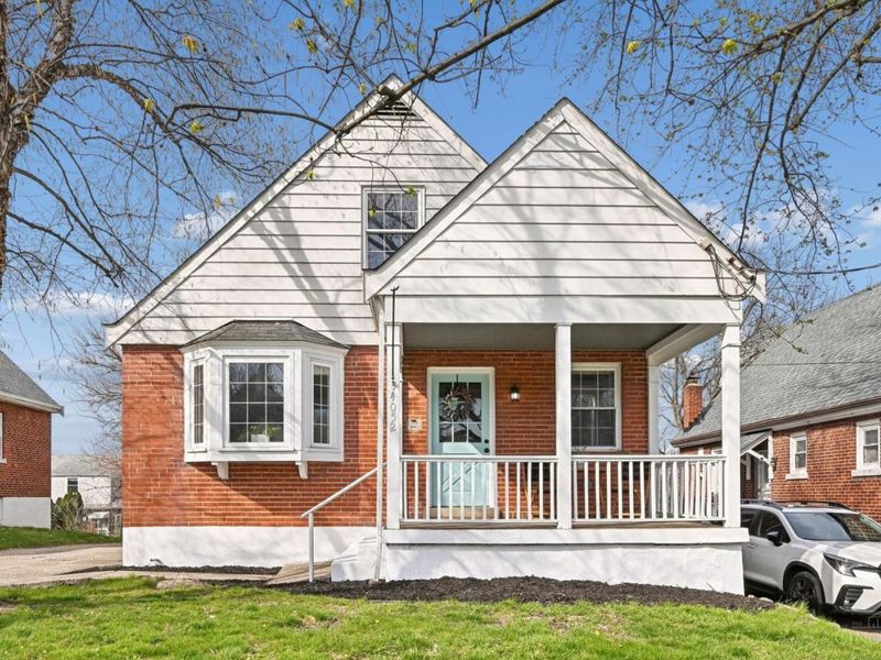 4052 Mcfarran Avenue, Cincinnati, OH 45211 Photo 1