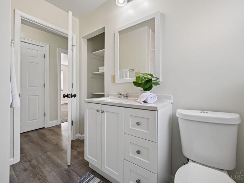 4052 Mcfarran Avenue, Cincinnati, OH 45211 Photo 20