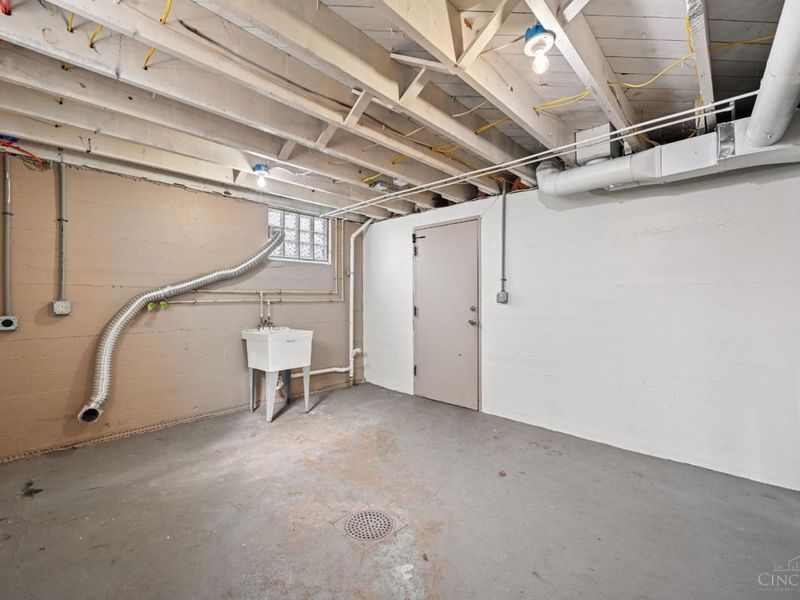 4052 Mcfarran Avenue, Cincinnati, OH 45211 Photo 30