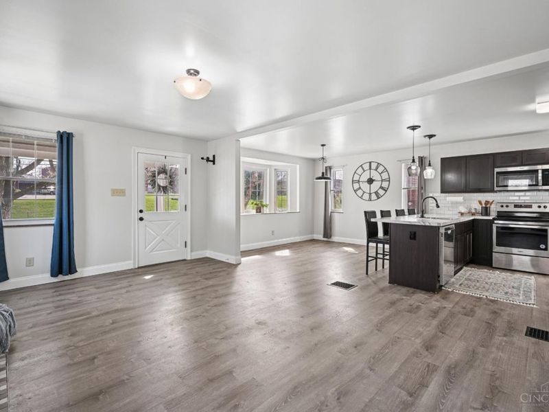 4052 Mcfarran Avenue, Cincinnati, OH 45211 Photo 8