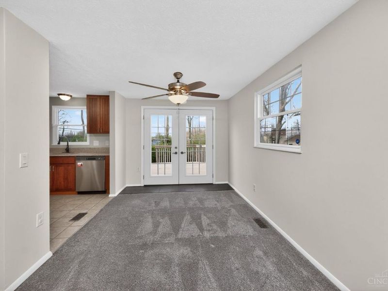 10225 Springknob Court, Colerain Township, OH 45251 Photo 14