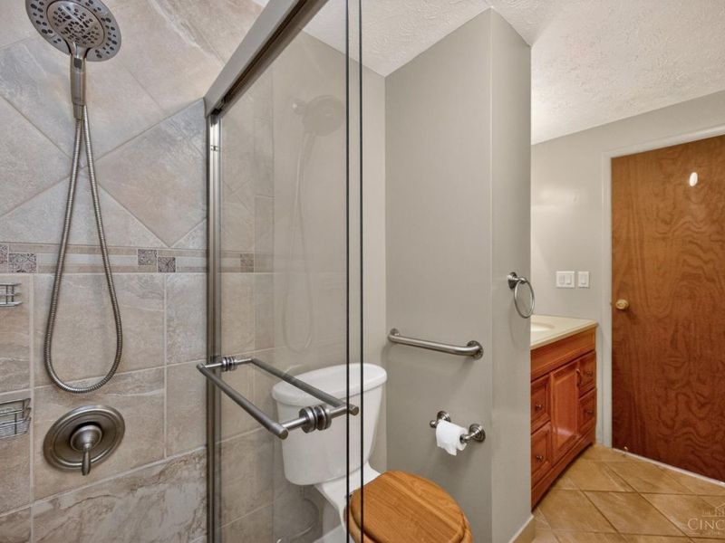 10225 Springknob Court, Colerain Township, OH 45251 Photo 24