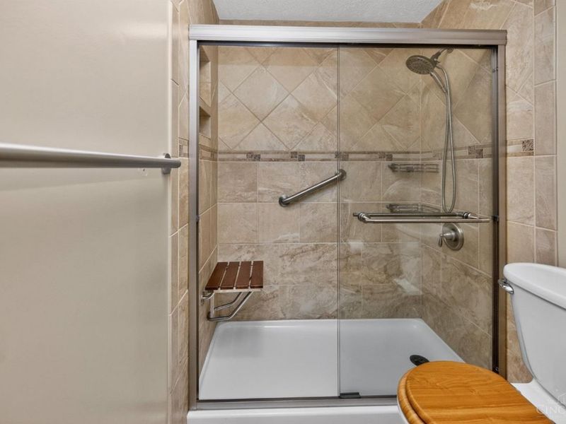 10225 Springknob Court, Colerain Township, OH 45251 Photo 25