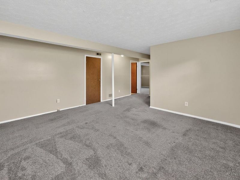 10225 Springknob Court, Colerain Township, OH 45251 Photo 38