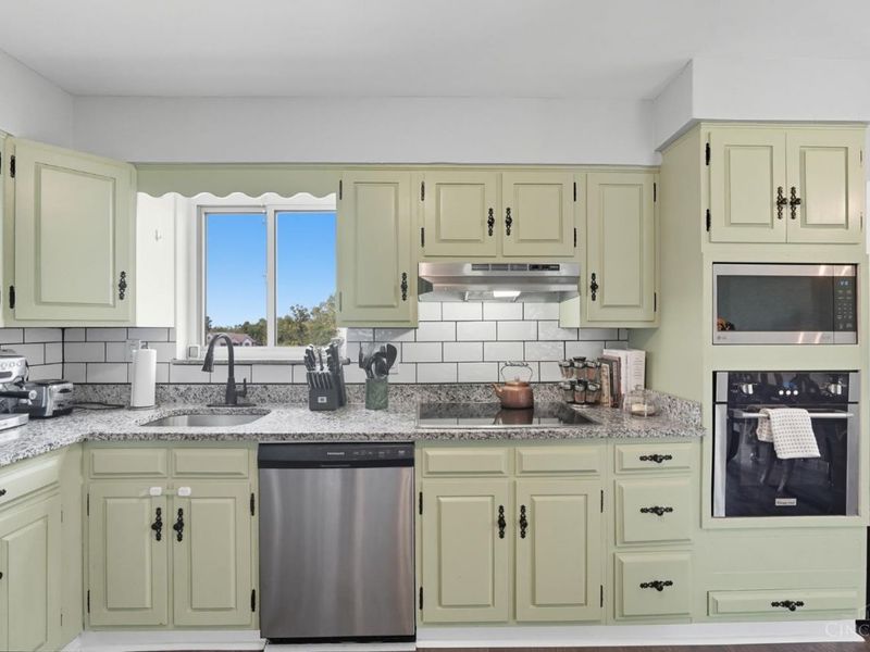 5563 Haft Road, Green Township, OH 45247 Photo 11