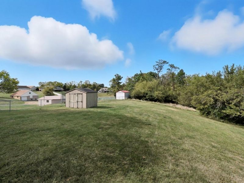 5563 Haft Road, Green Township, OH 45247 Photo 2