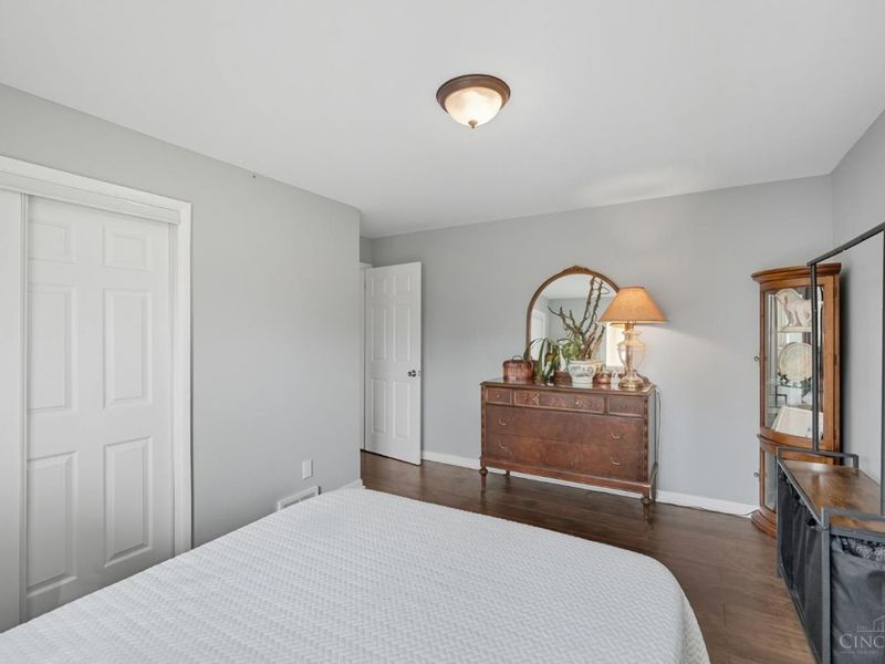 5563 Haft Road, Green Township, OH 45247 Photo 23